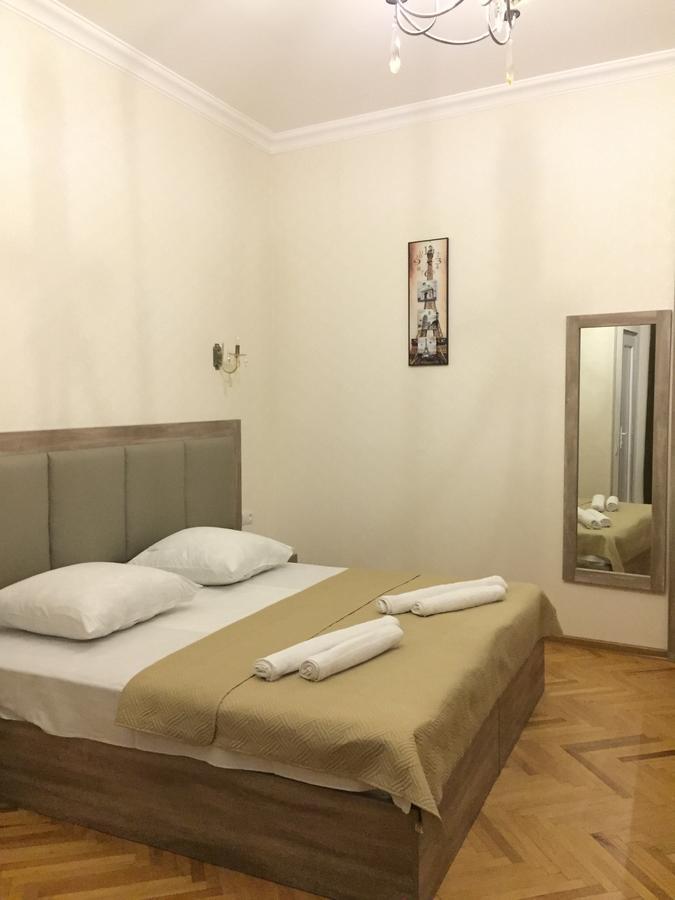 Guest House Rafael Tbilisi Exterior photo