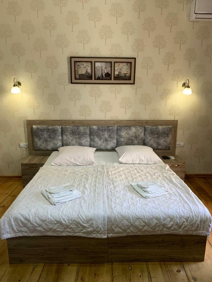 Guest House Rafael Tbilisi Exterior photo